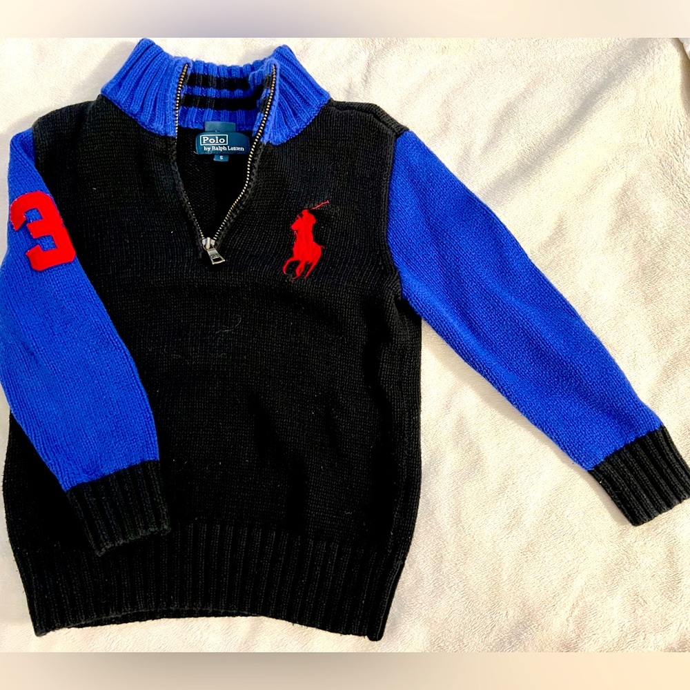 Polo Ralph Lauren half zip pullover in great condition.
